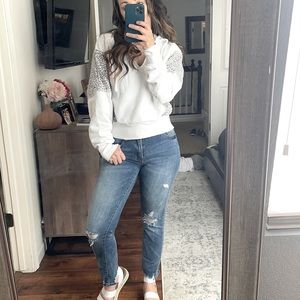 Crop top Abercrombie cheetah print sweater